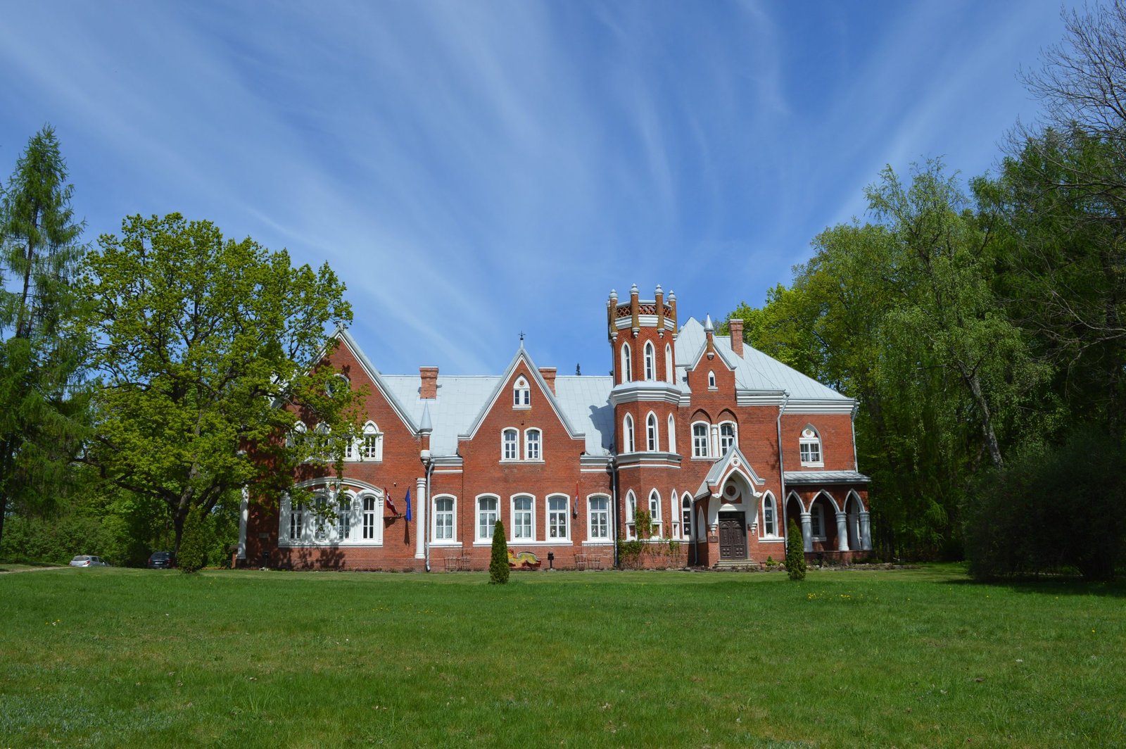 The most beautiful and undiscovered castles in Latvia: travel routes near Lithuania