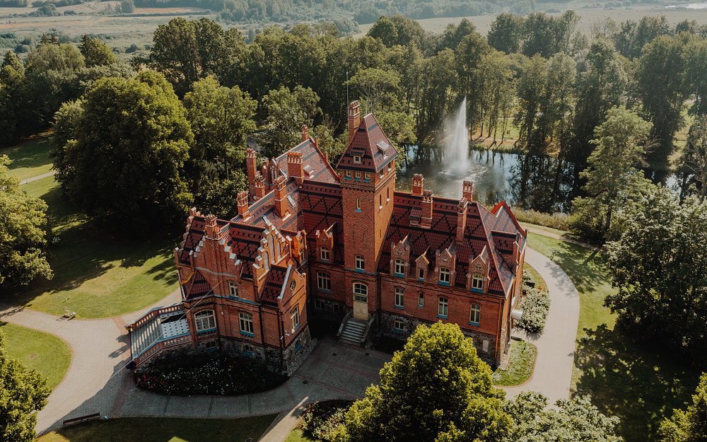 The most beautiful and undiscovered castles in Latvia: travel routes near Lithuania