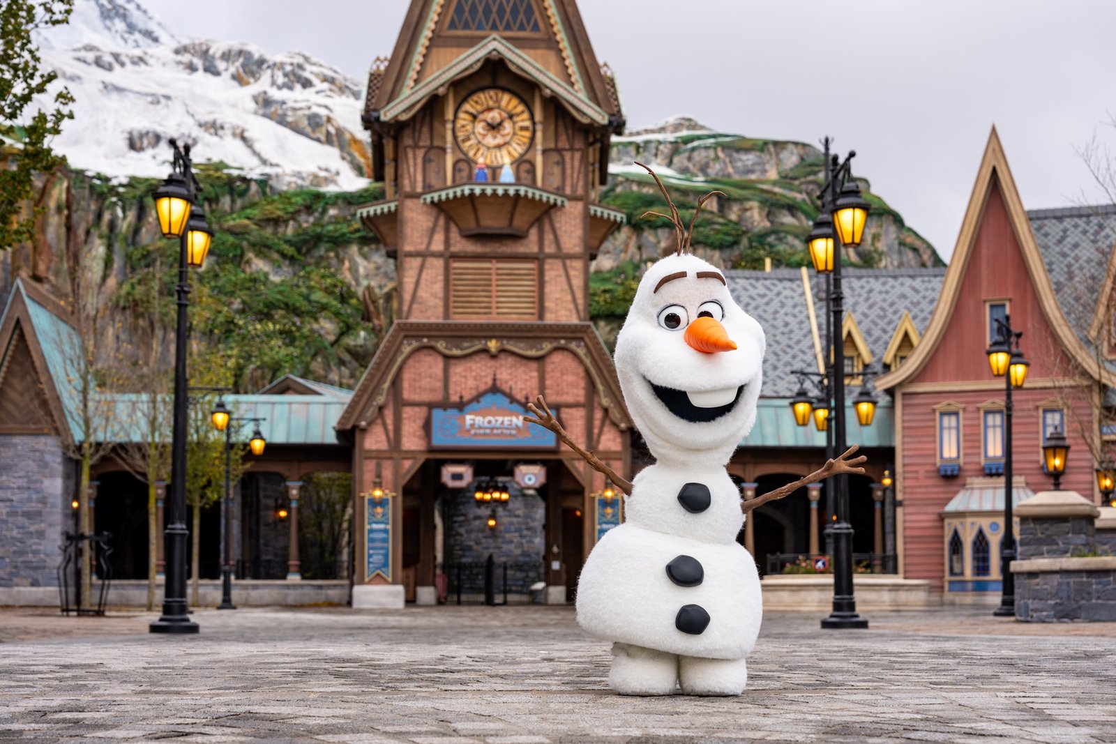 Frozen fans - big news: Disneyland Paris will soon open the Frozen kingdom