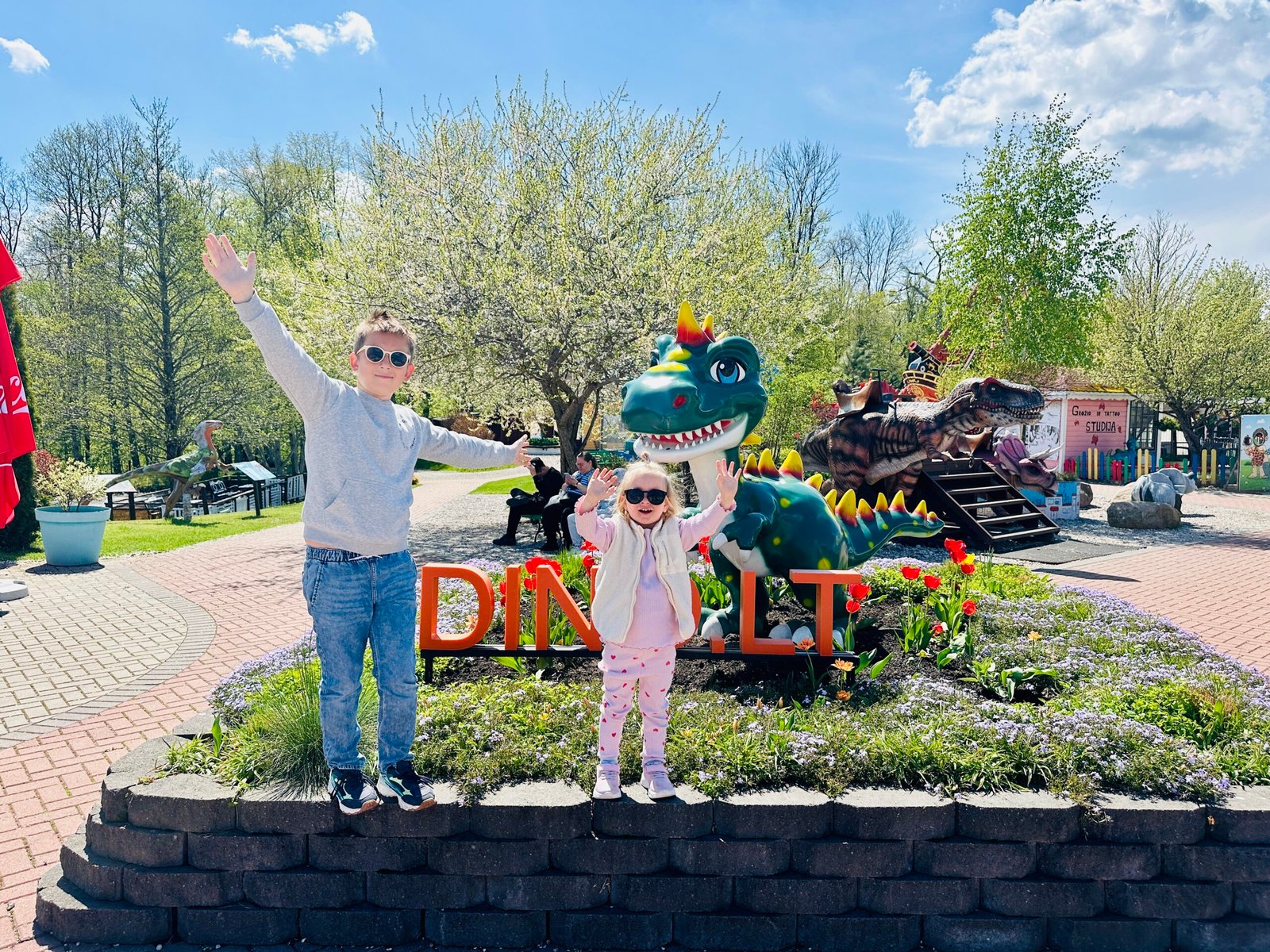 Unlimited activities at Lithuania’s largest dinosaur park by the sea