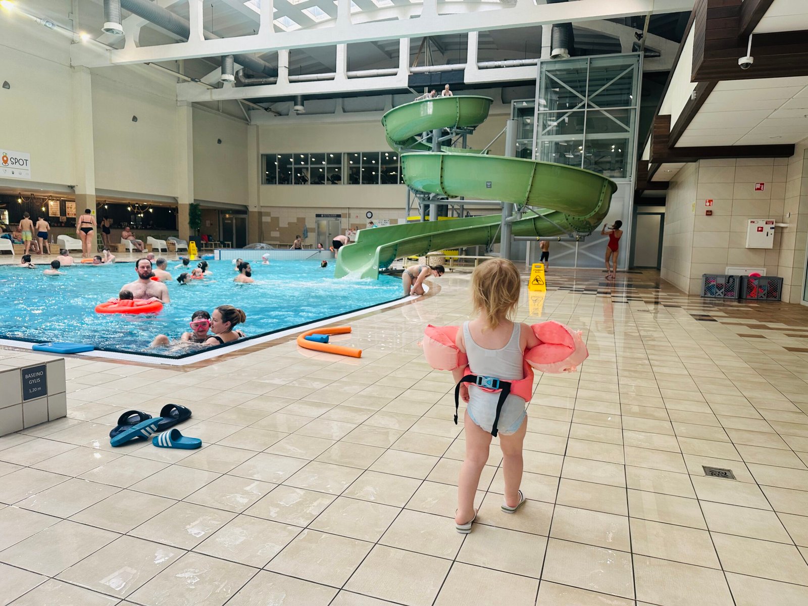 Girstutis pool with children