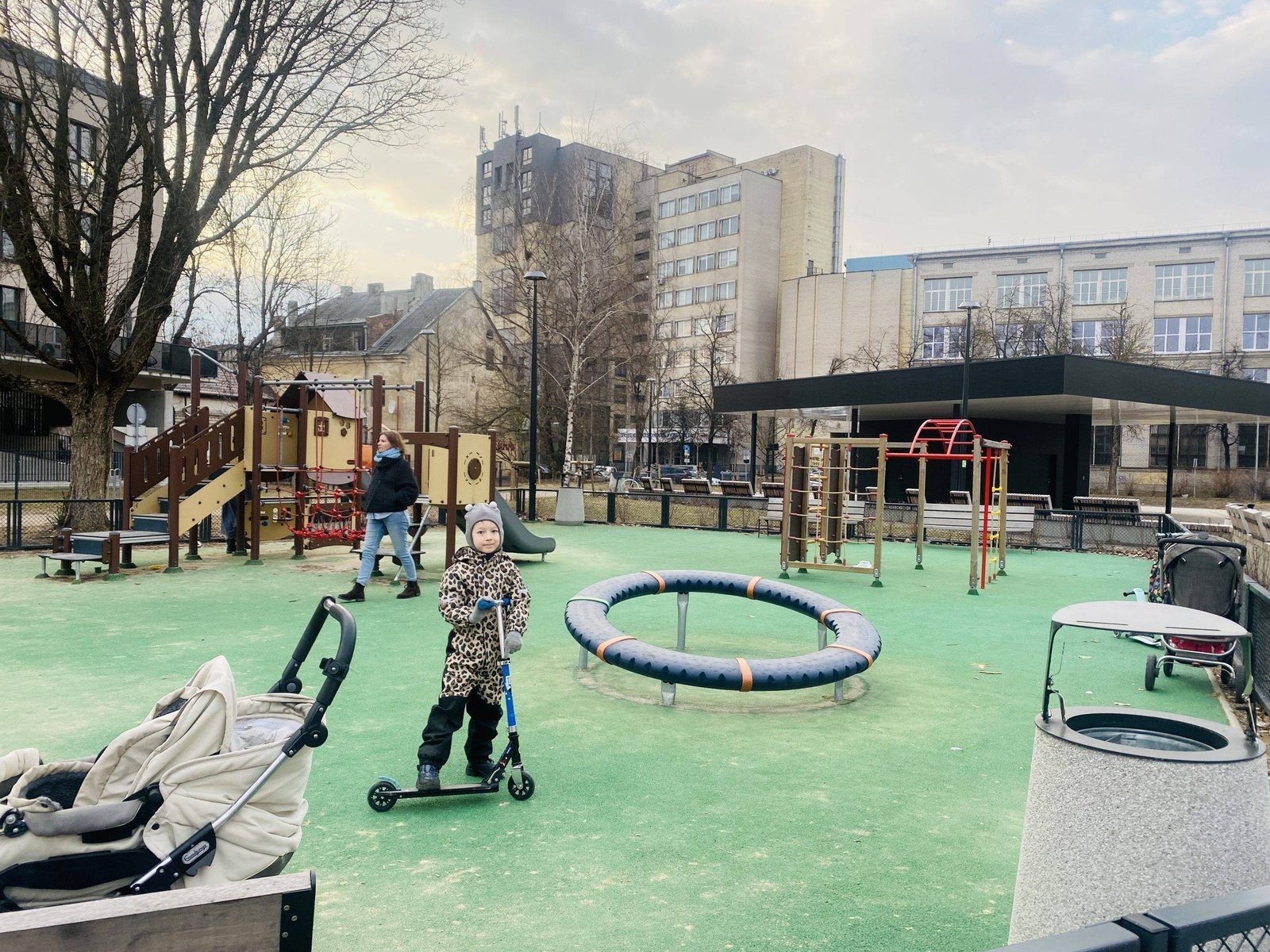Leisure spaces in Vilnius with children