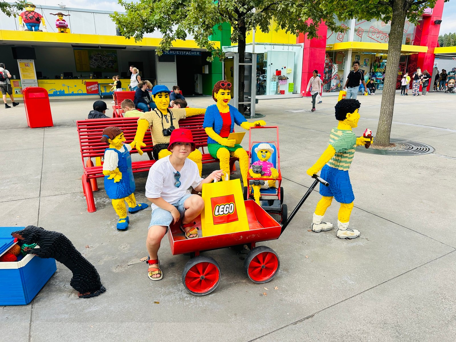 Legoland park in Germany: an affordable travel idea that will impress the whole family