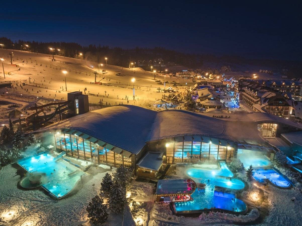 Terma Bania pools in Zakopane with children