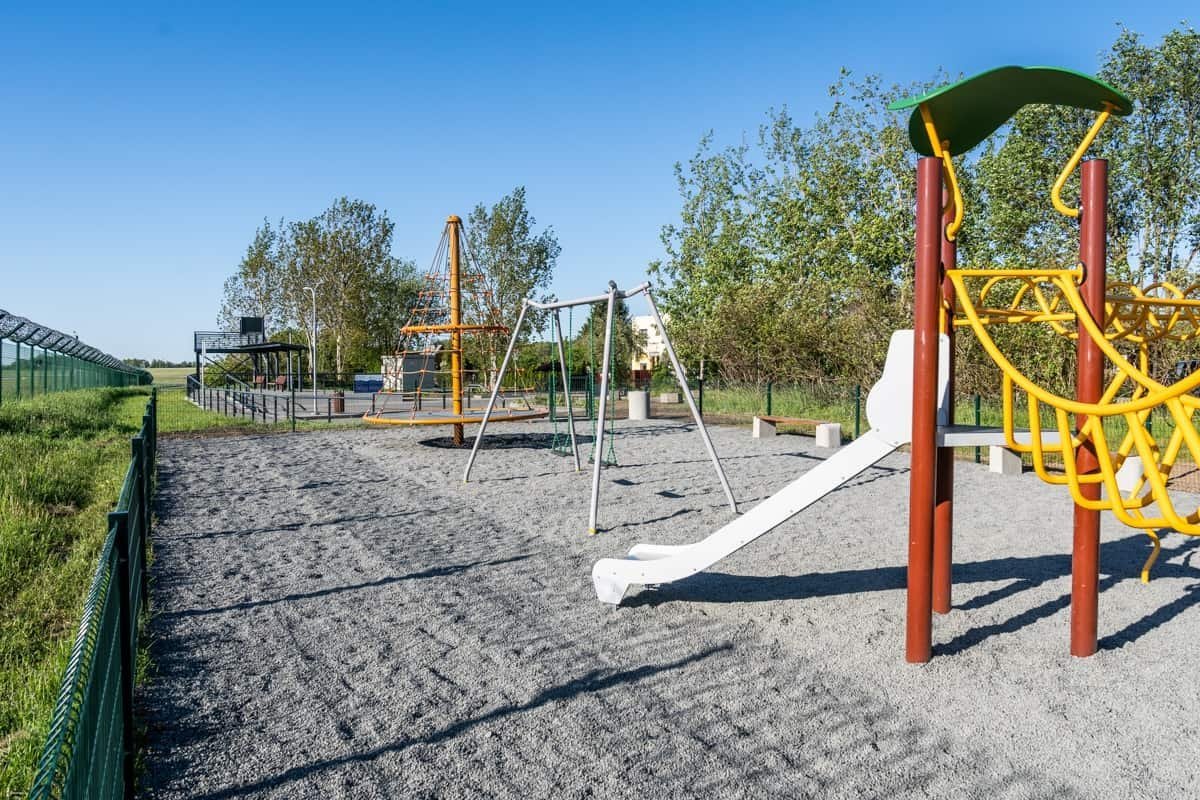 Plane spotting and playground