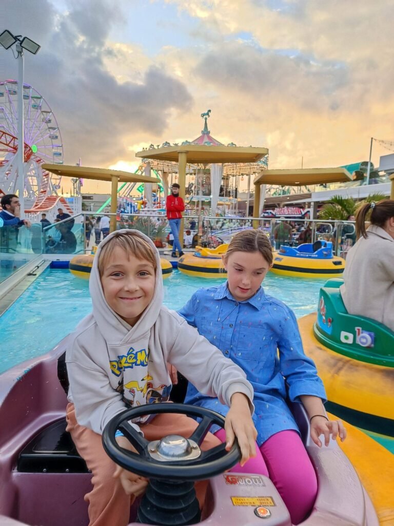 Holiday world