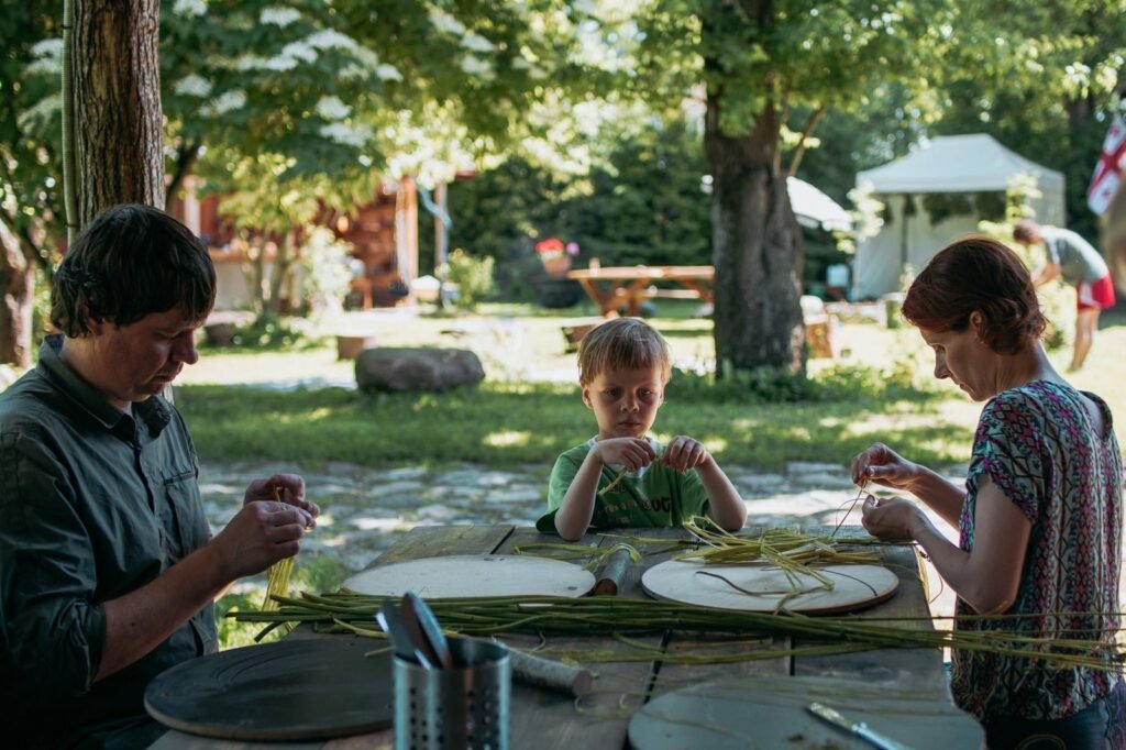 „Sunny Nights Camping & Homestead" (Saulėtųjų naktų sodyba)