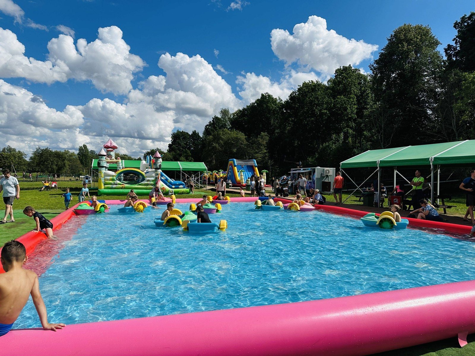 Raubonys adventure park