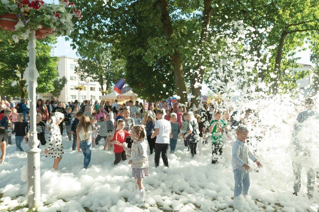 IŠSITAŠKOM entertainment