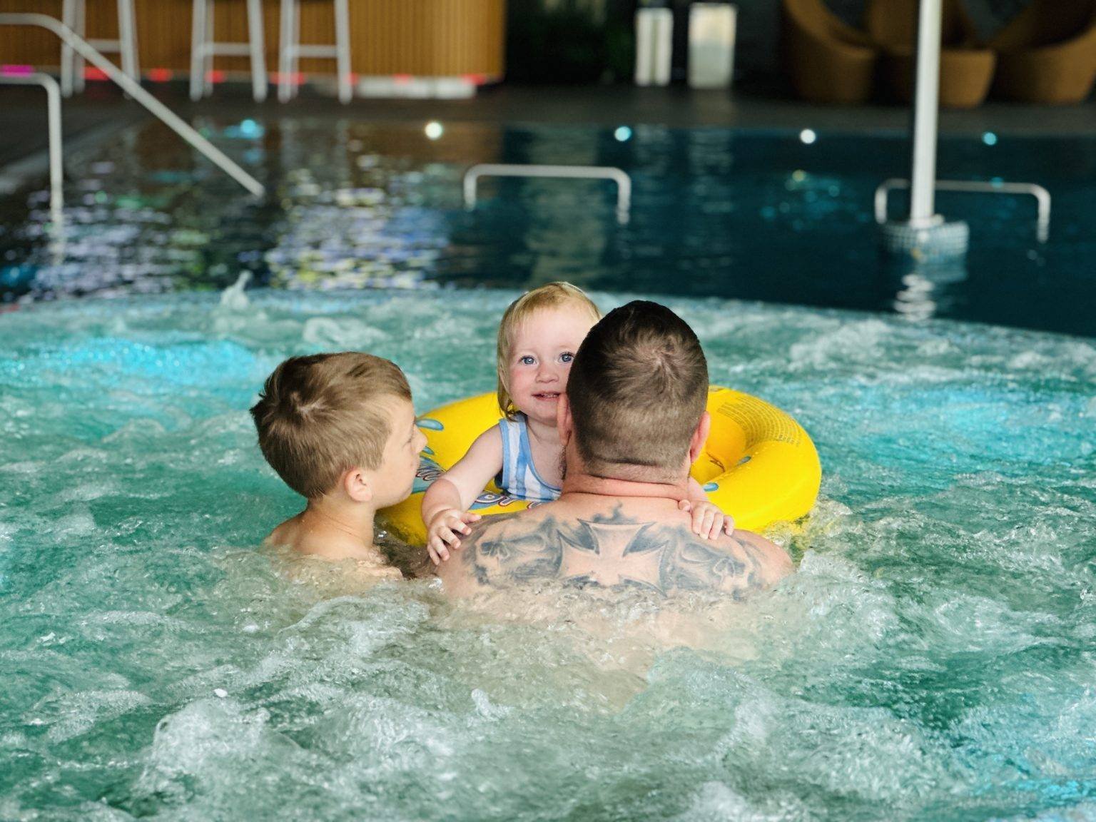 Harmony park swimming pool and spa