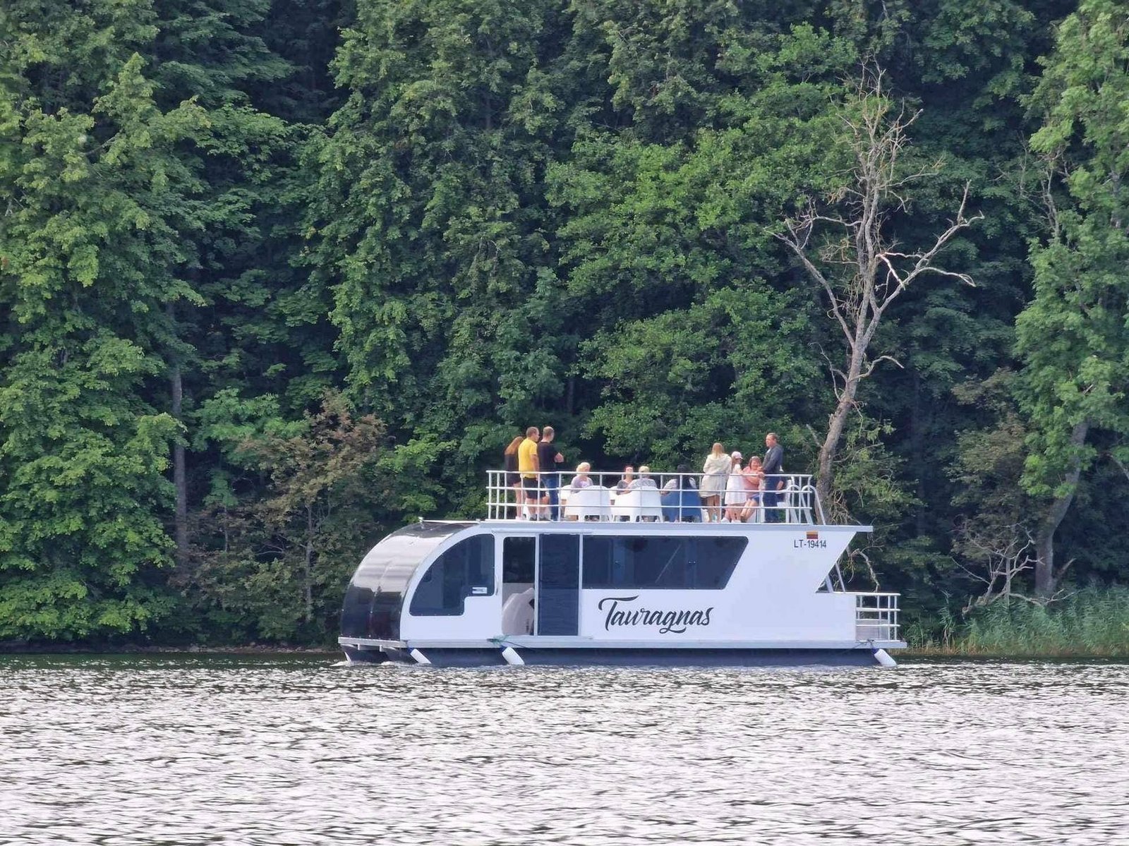 Boating in Lake Tauragnas