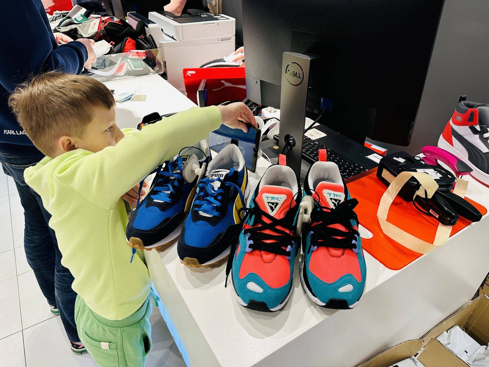 Shopping in Warsaw: stores and outlets
