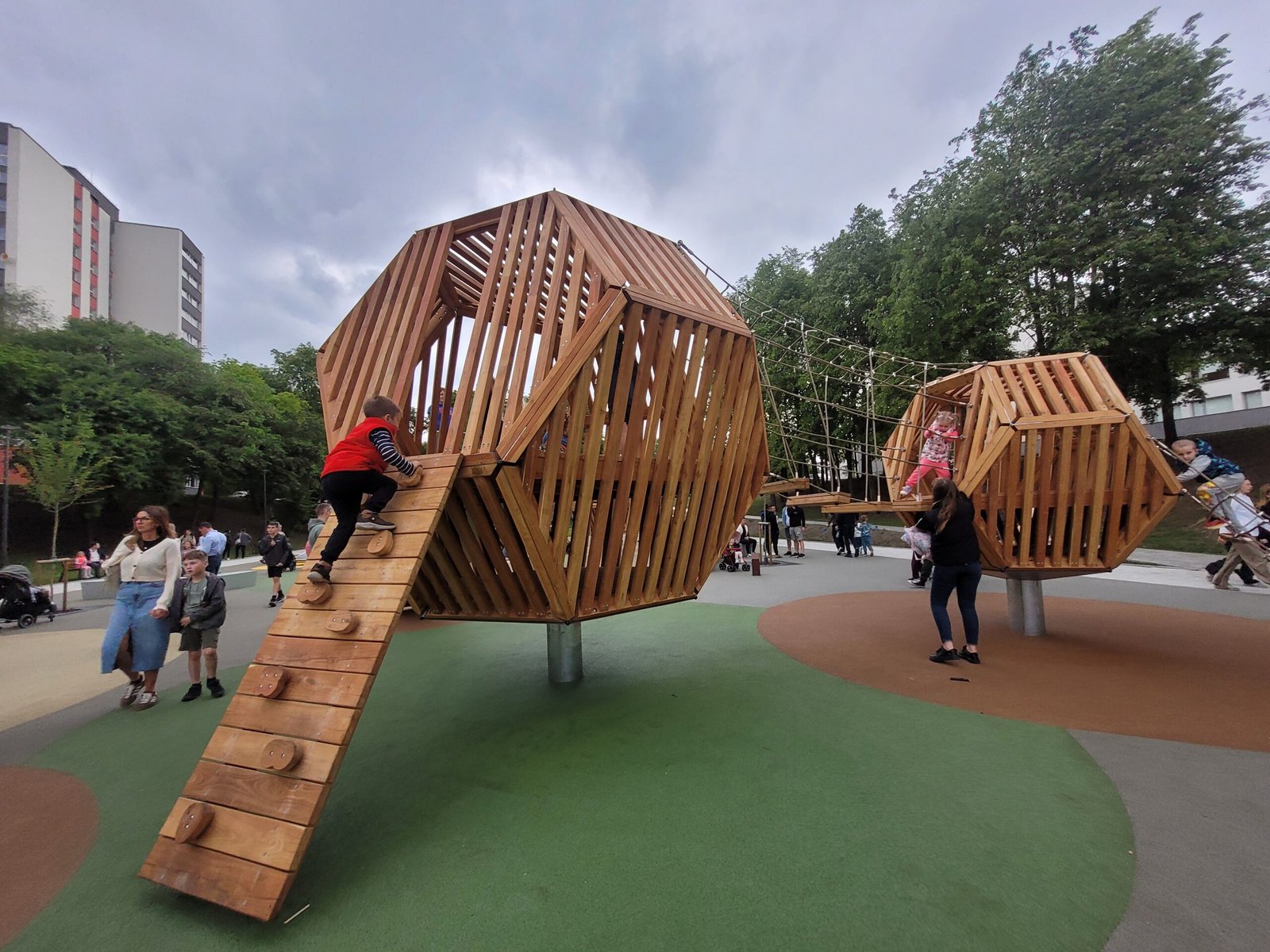 Children’s playground in Kovo 11 park