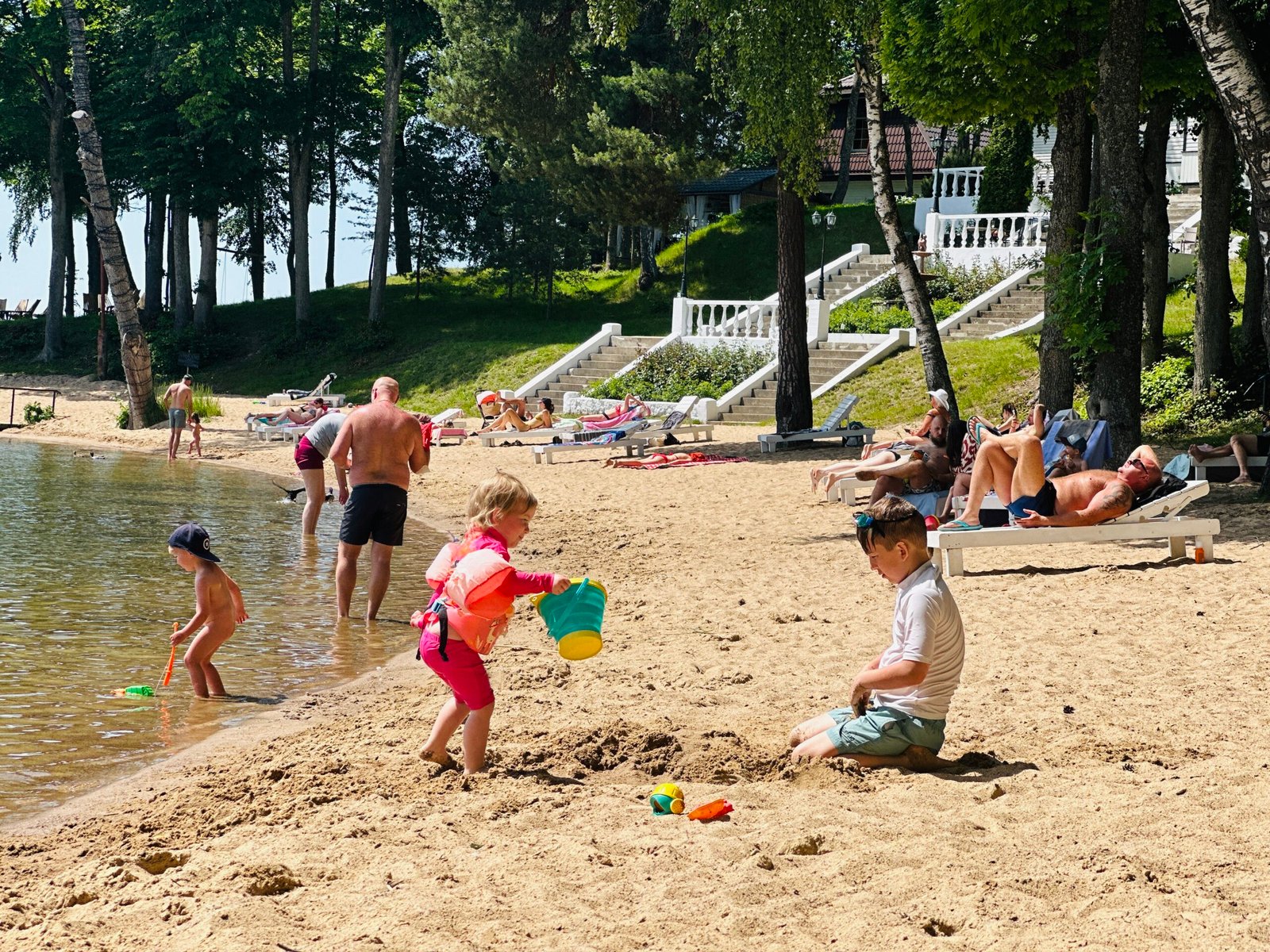 Slėnis in Trakai: the best beach and family getaway