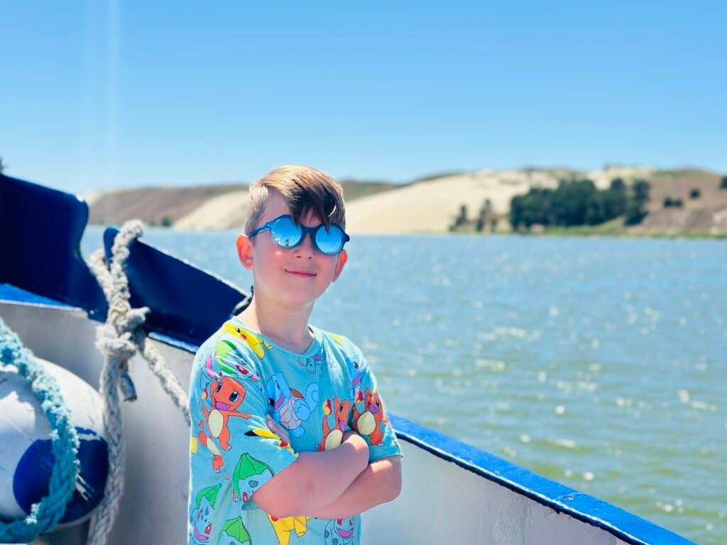 Boat trip to the Dead Dunes