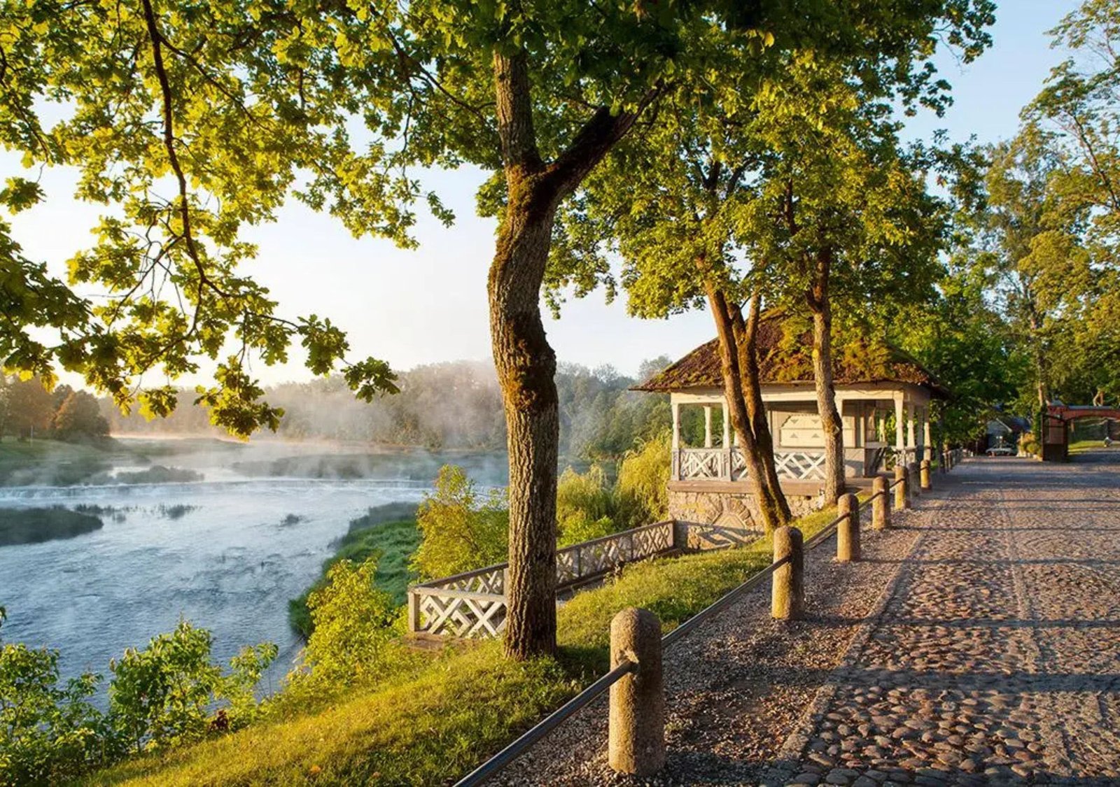 Venta rapid, the widest waterfall in Europe (photo: Latvia Travel)