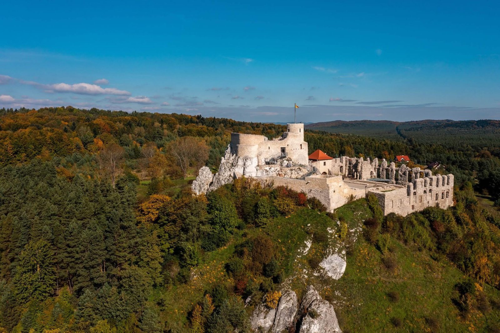 Rabsztyn Castle (Zamek w Rabsztynie) (photo from social media)