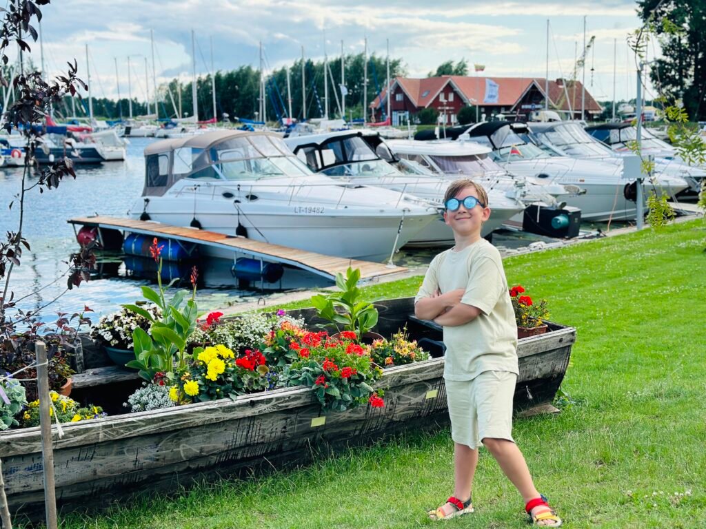 Mingė village