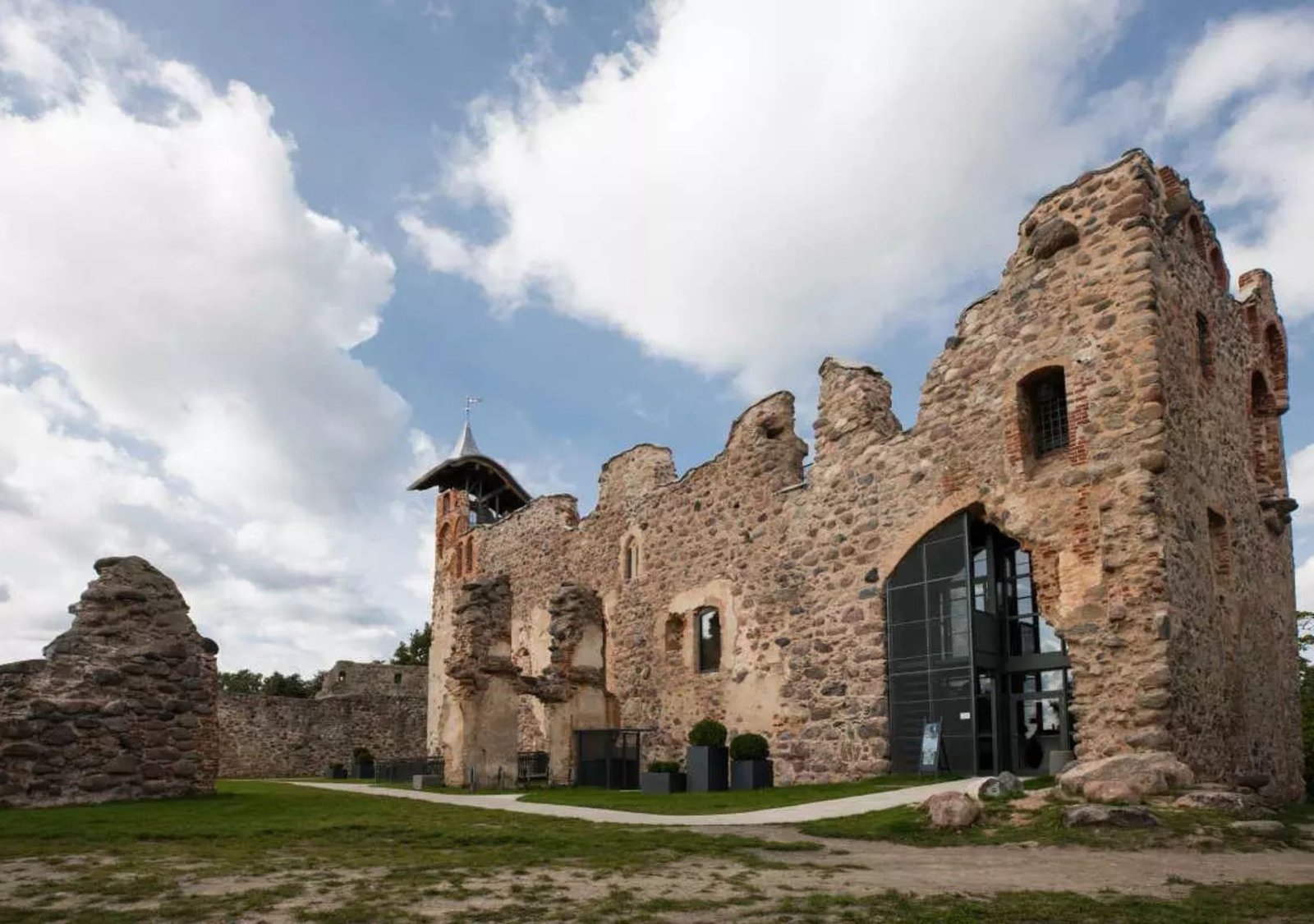 Dobele Castle (Dobeles pils) (photo: Latvia Travel)
