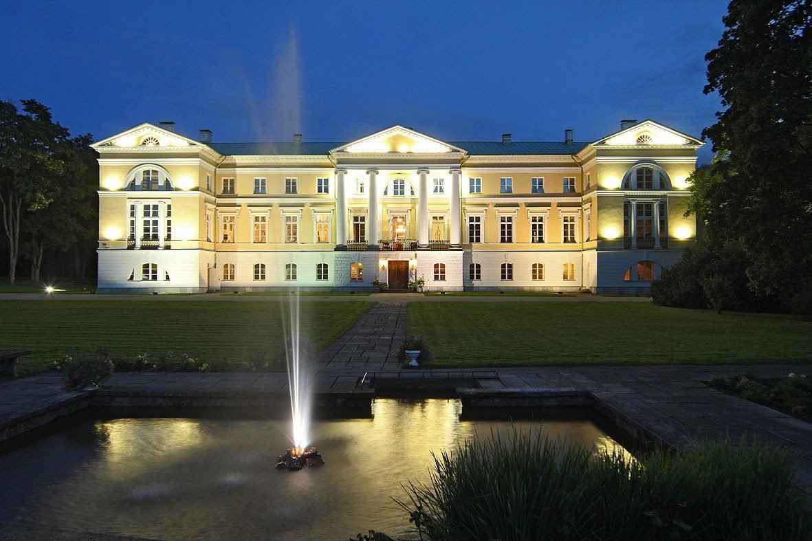 Mežotne Palace (Mežotnes pils)