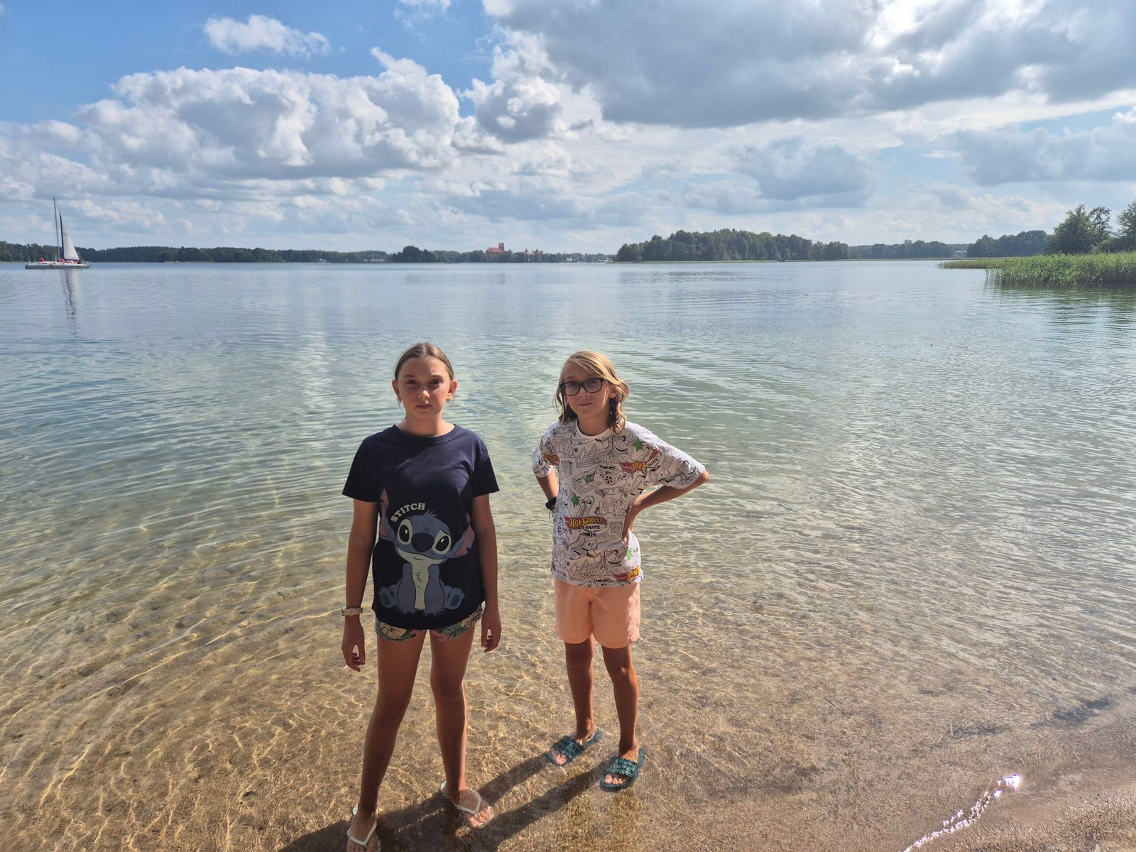 Slėnis in Trakai beach