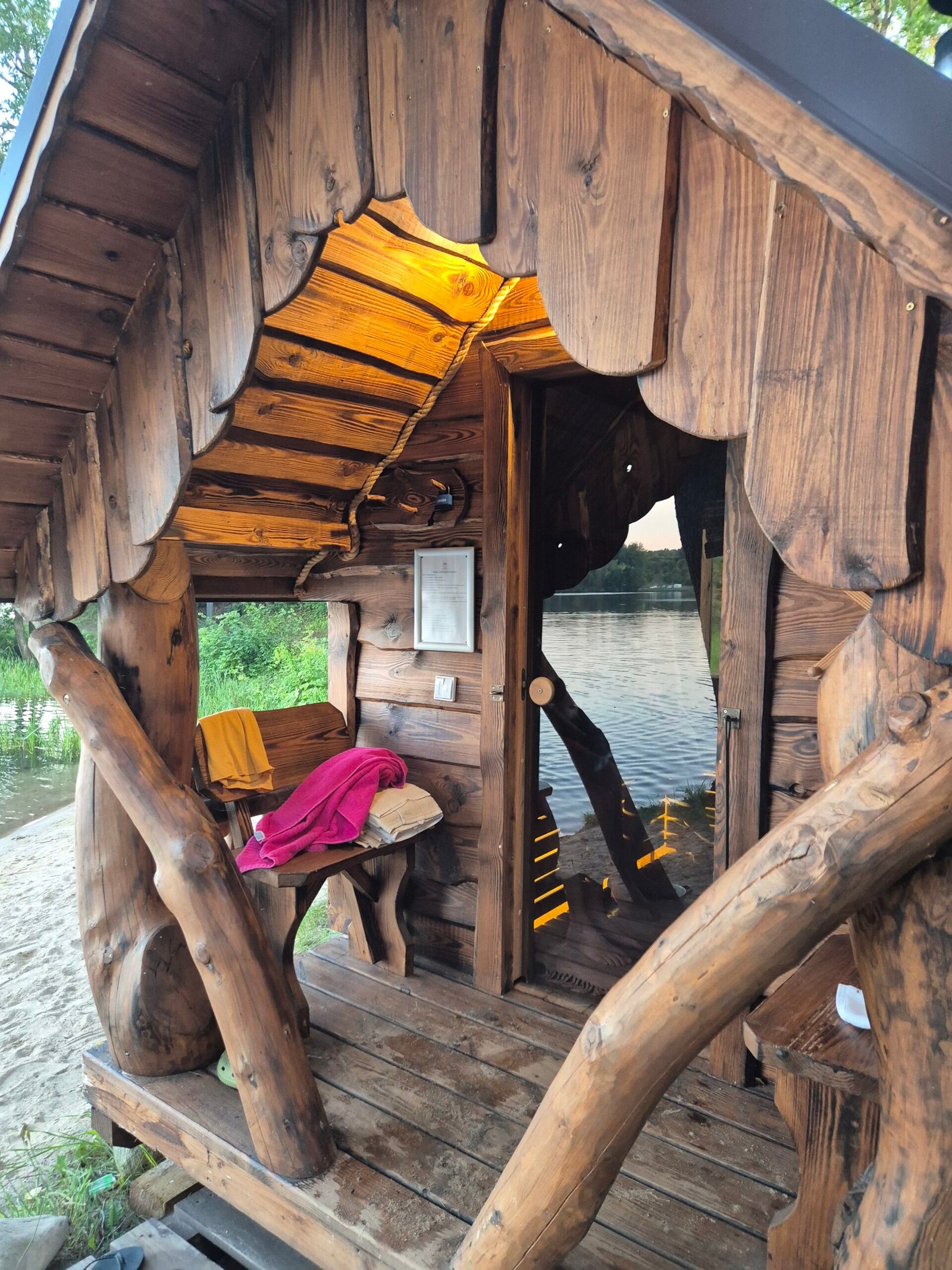 Sauna pleasures on the lake shore