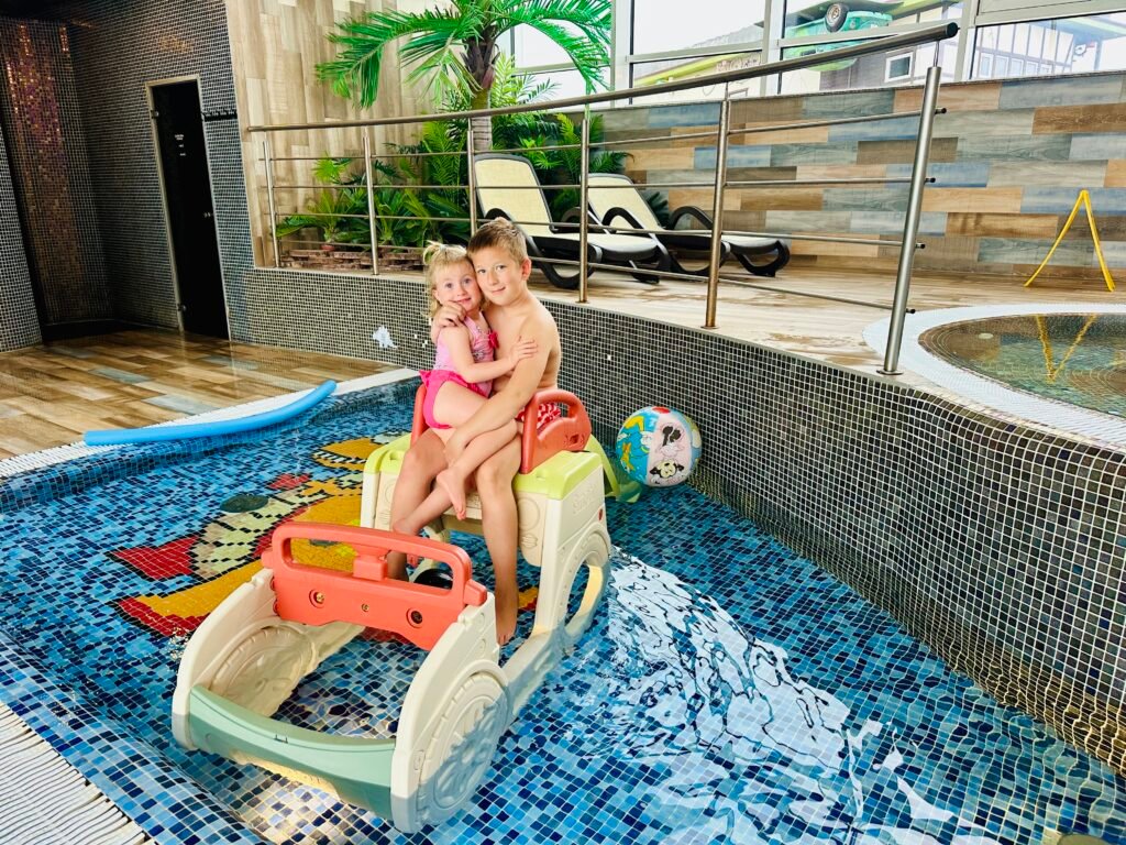 Hotel with its own amusement park and pools