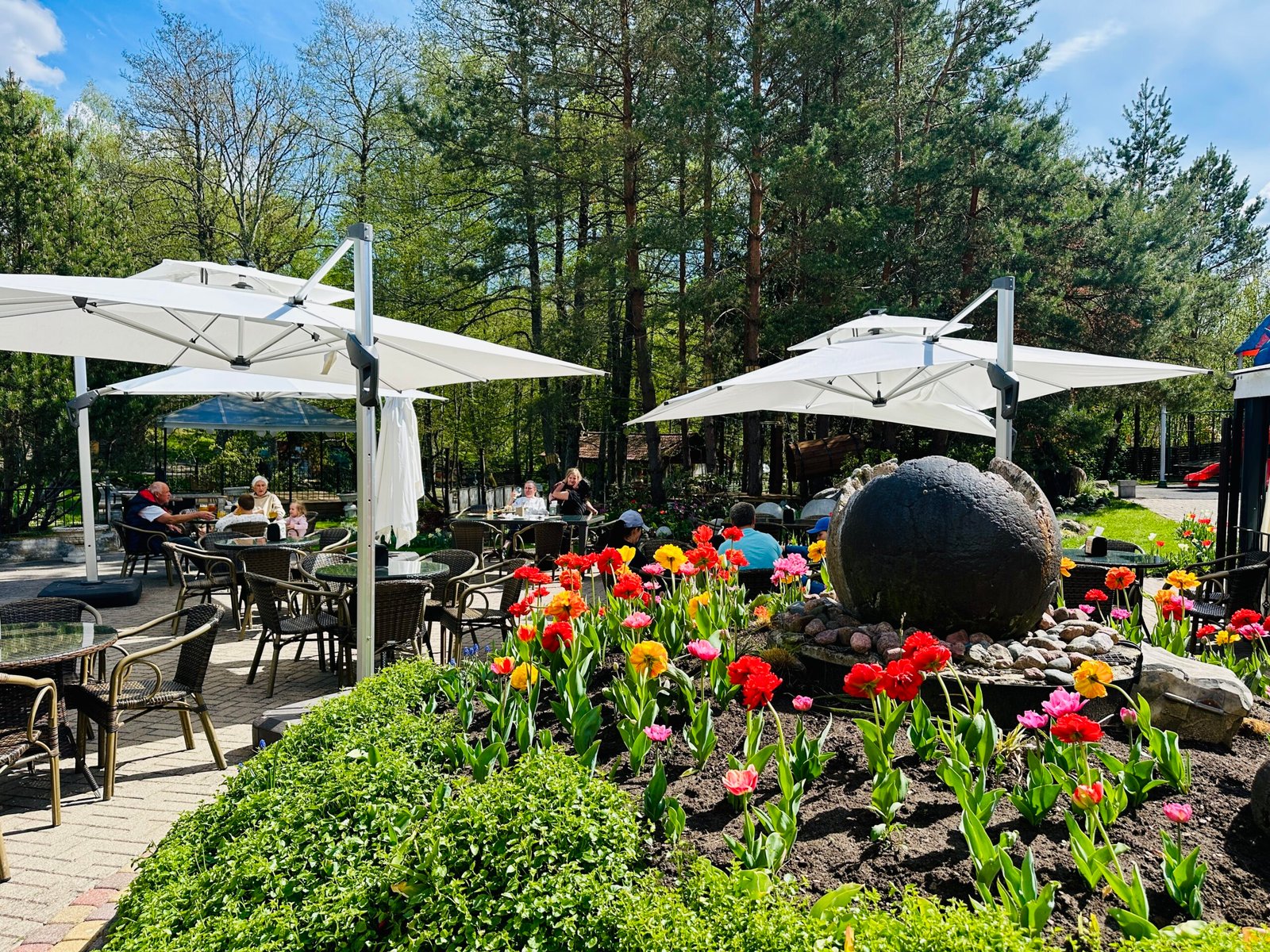 Radailiai Manor Restaurant with kids