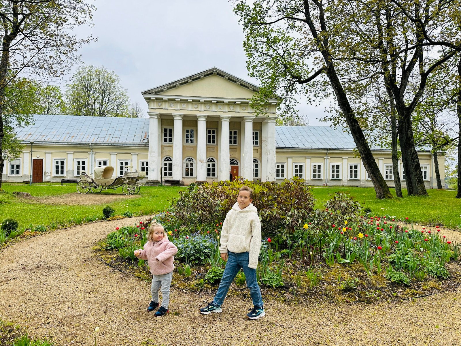 Rokiškis with kids – Salų manor