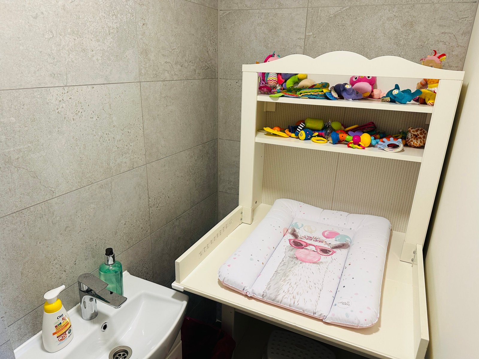 Comfortable spaces for parents with little ones