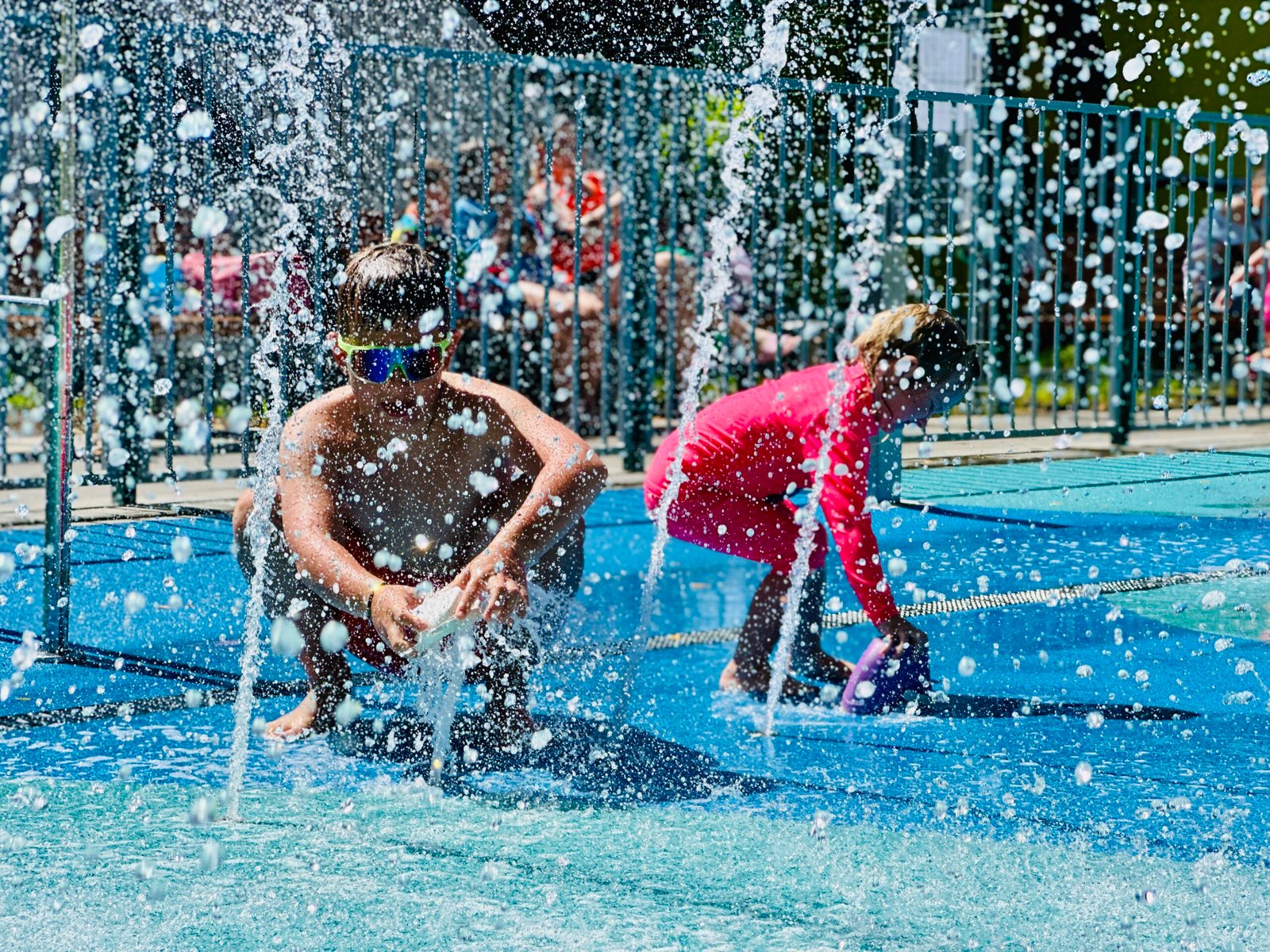 Free modern water playground in Warsaw