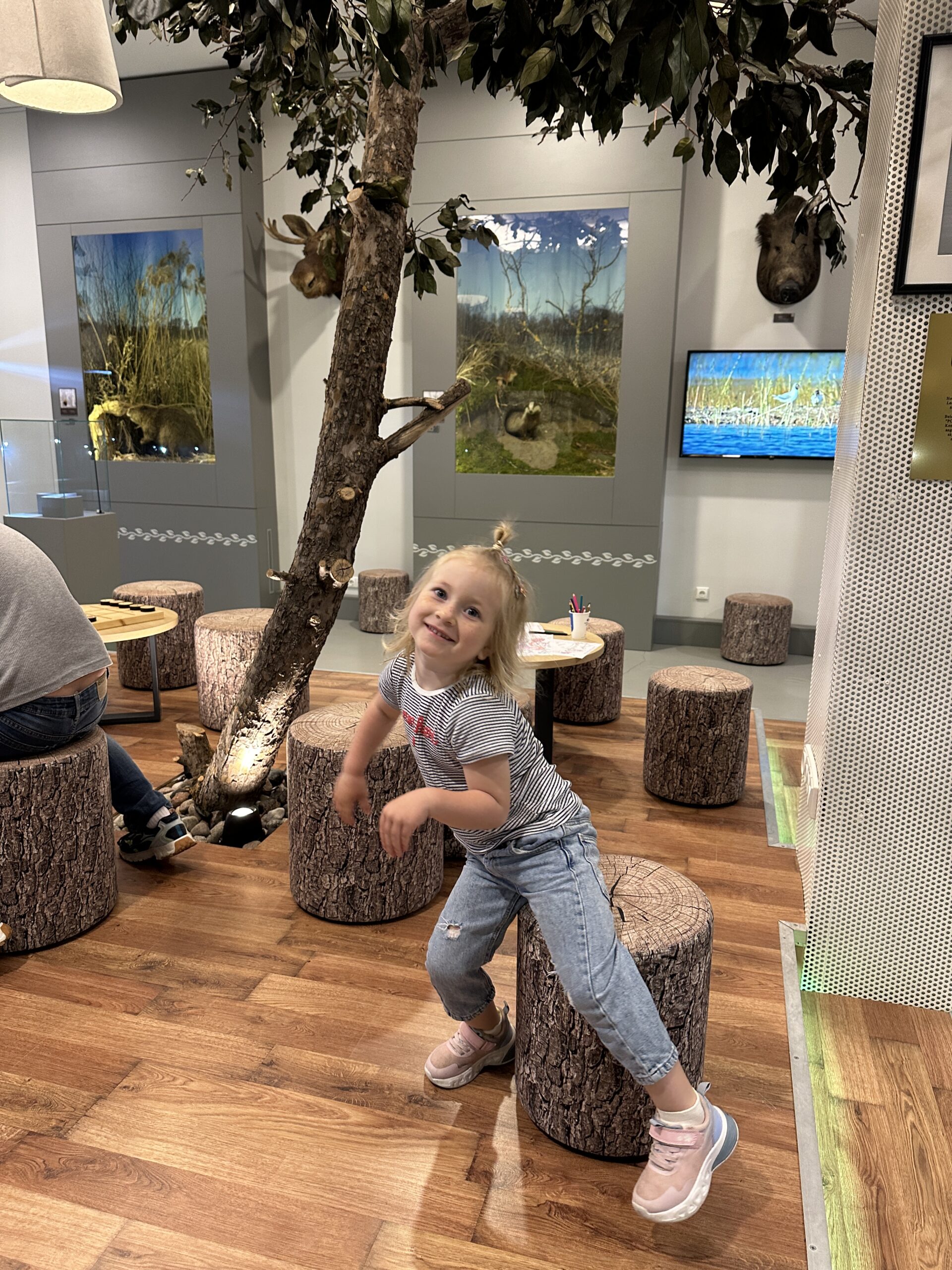 Taurage museum with kids