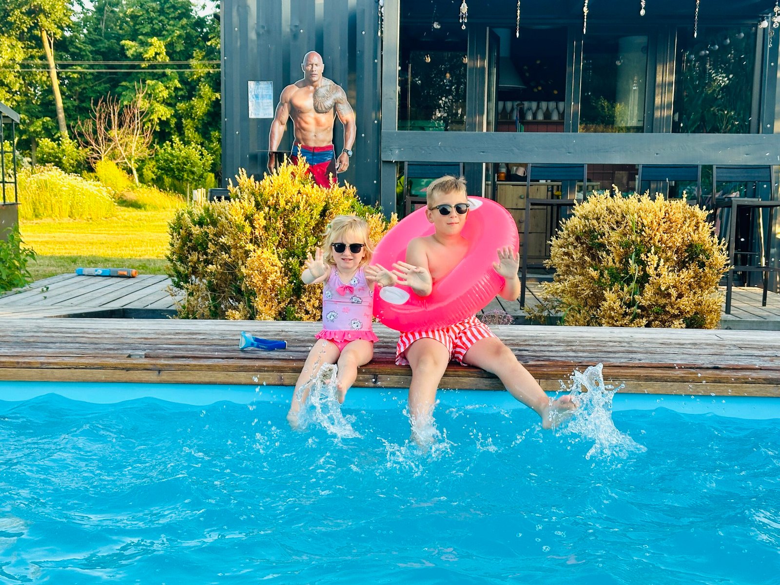 Cabins with outdoor pools for families