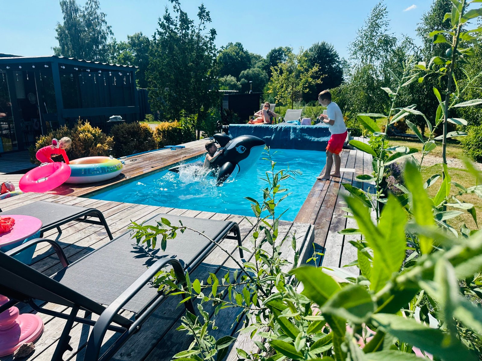Cabins with outdoor pools for families