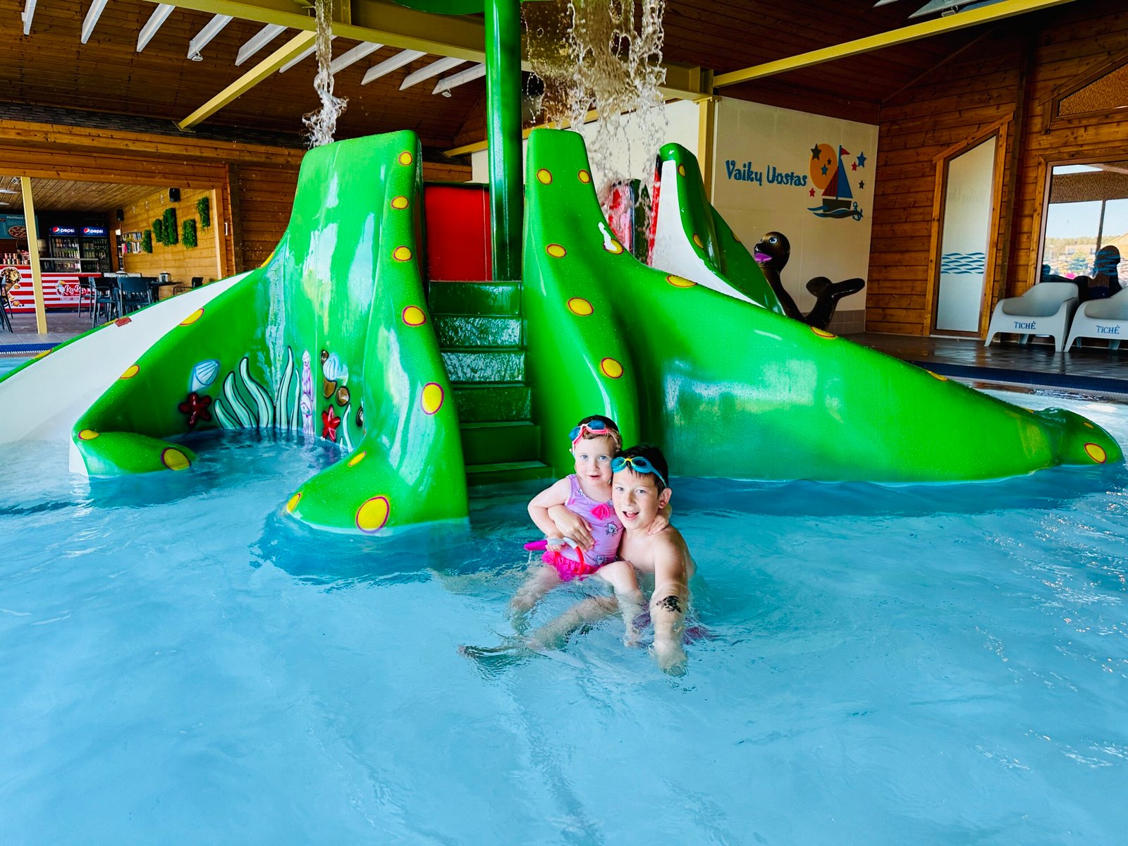 Dreverna Harbor pools
