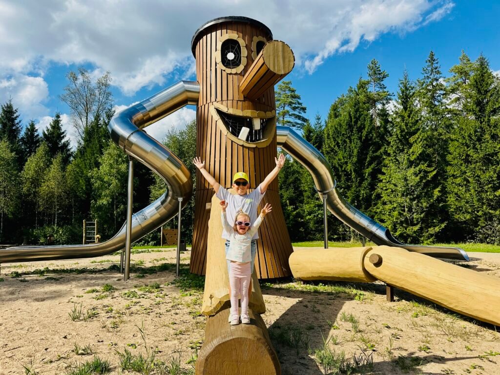 Šakalinio Park magical world of fairytale characters