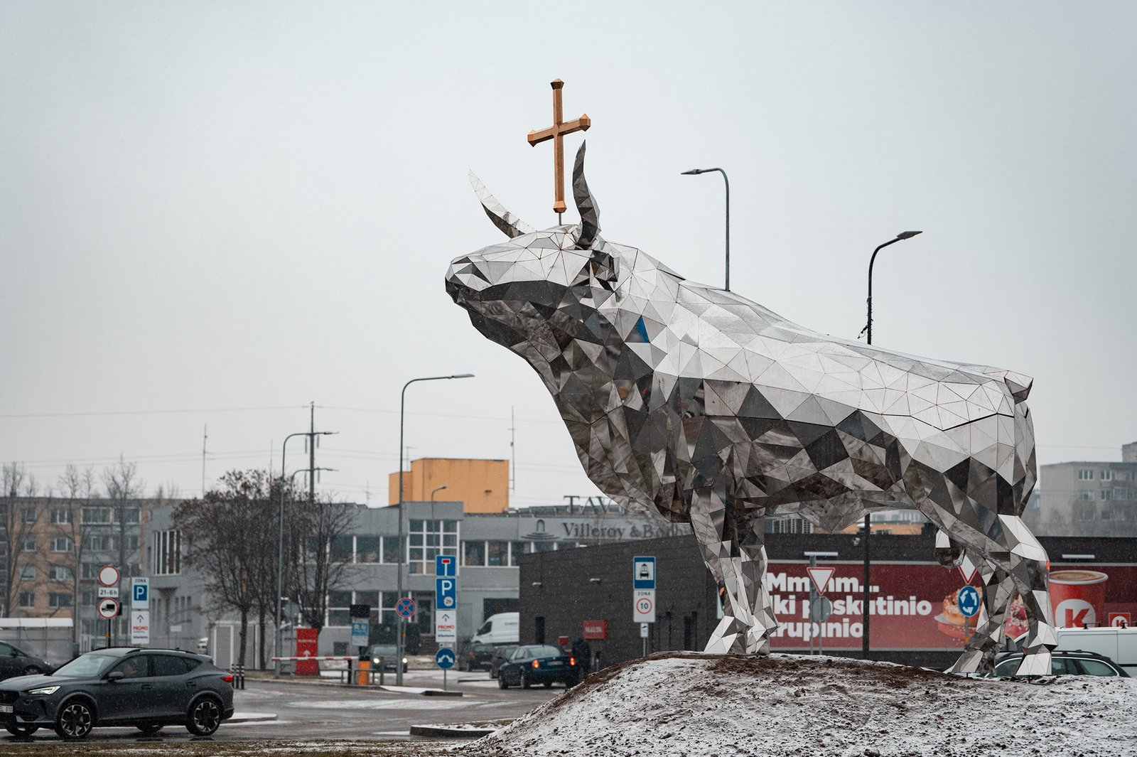 "Tauras" sculpture in Kaunas (photo by Kaunas City Municipality)