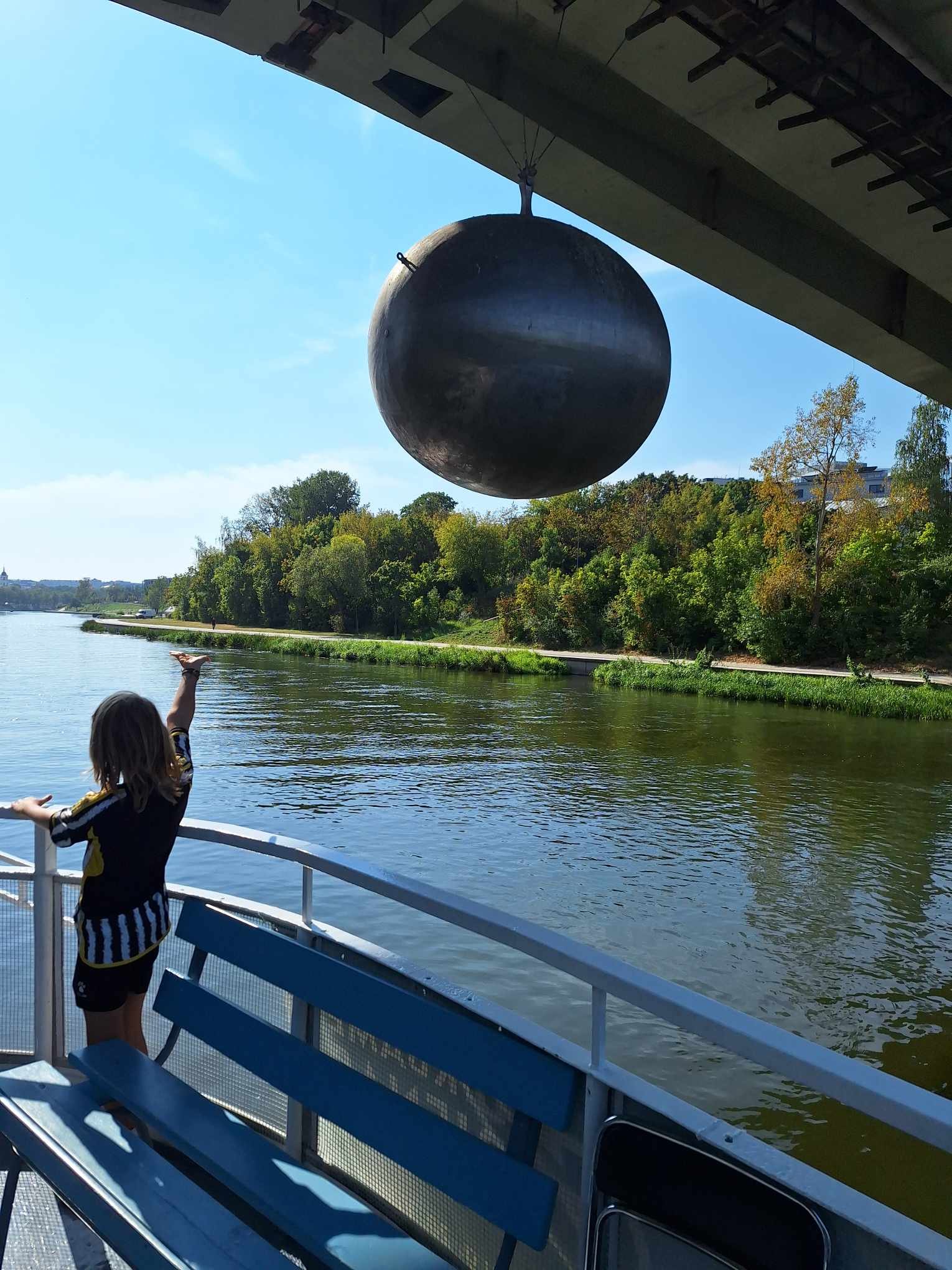 Sculpture “Royal apple” in Vilnius