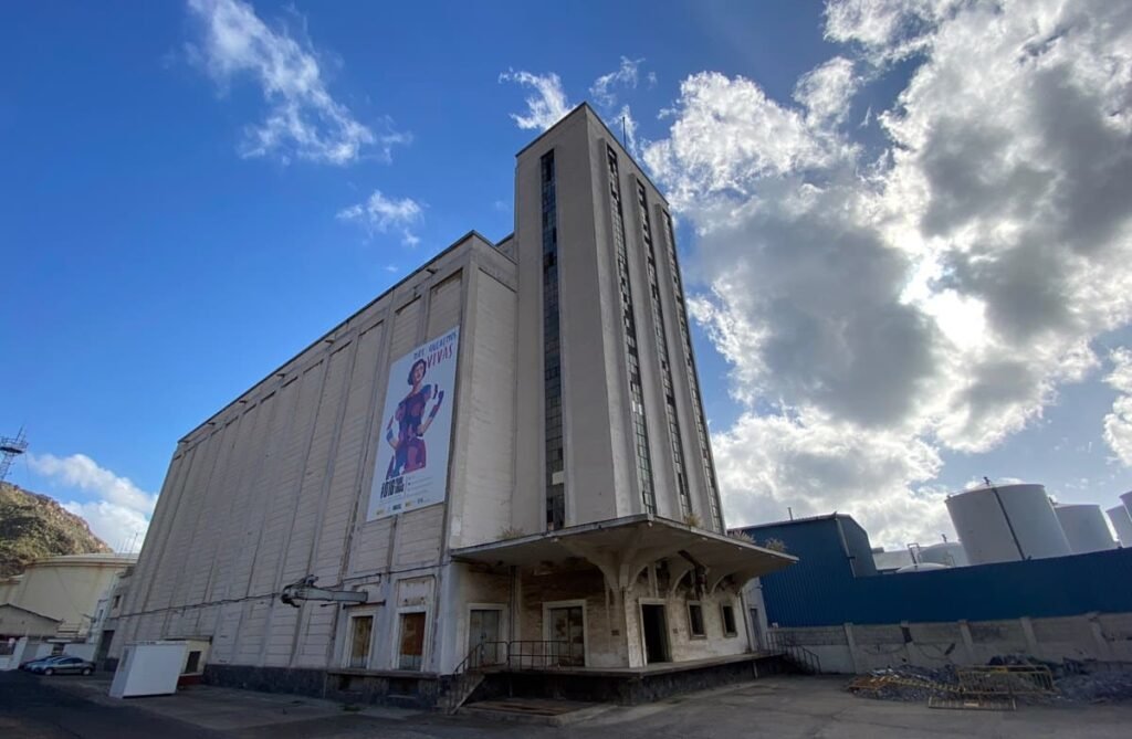 Santa Cruz grain warehouse