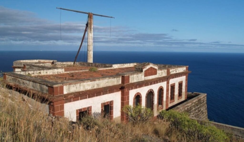 Igueste de San Andrés lighthouse