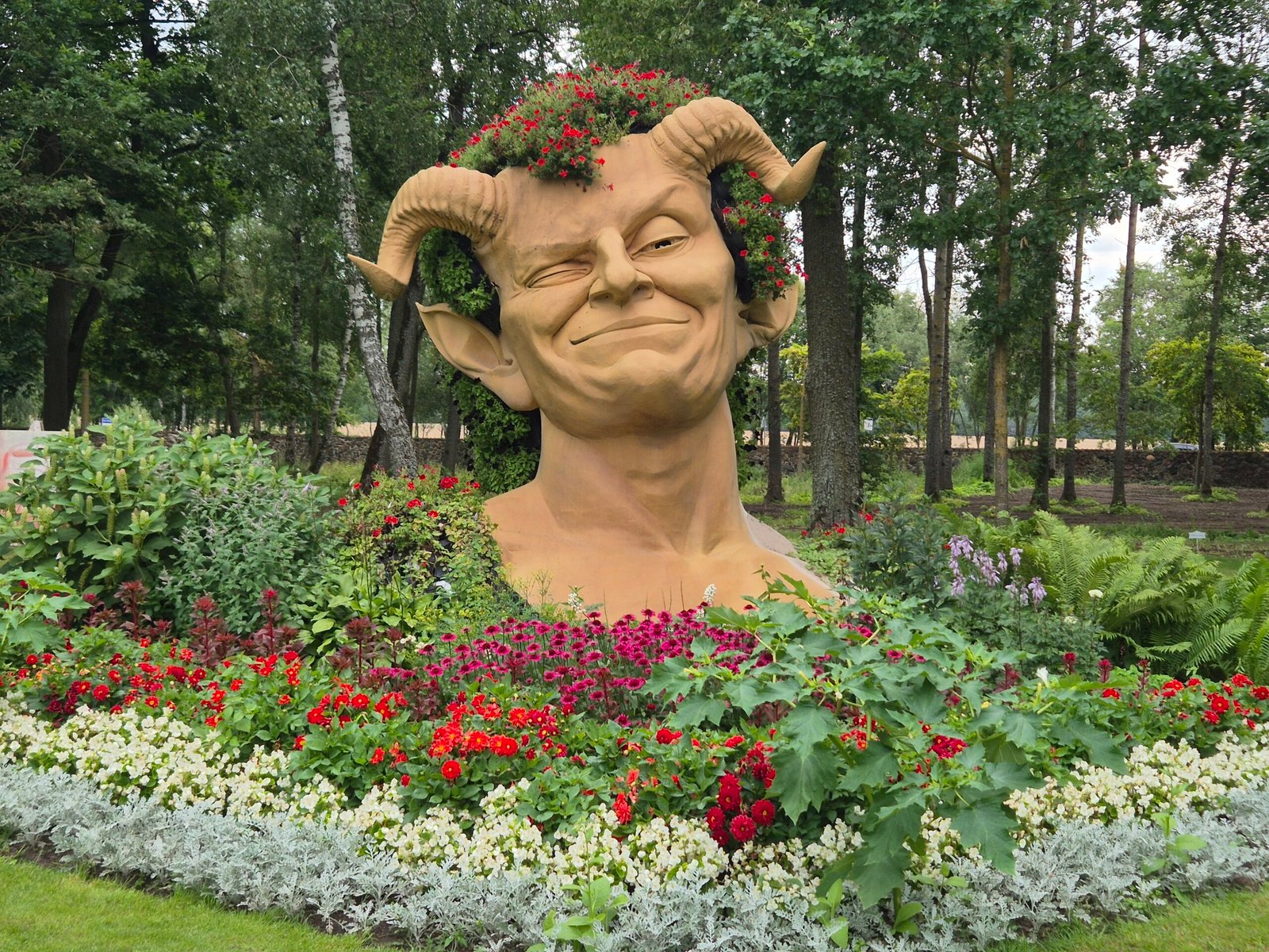 Festival of Flowers and Cinema Stars