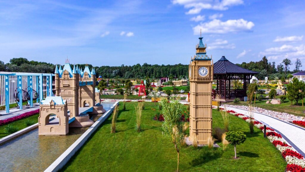 Babylon Gardens educational program for children: 21 wonders of the world