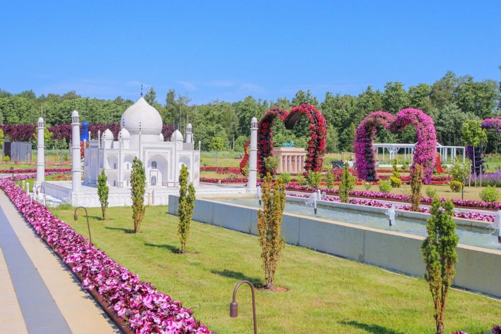 Babylon Gardens educational program for children: Exploring the world in the Babylon Gardens