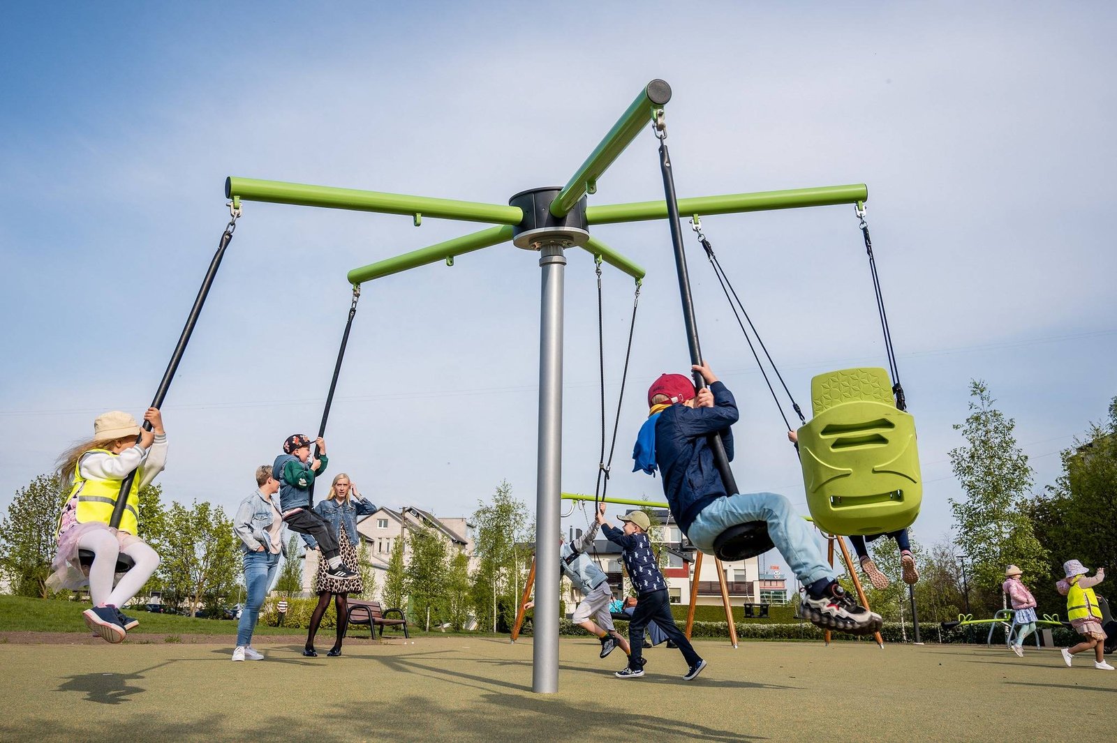 Santarvės park playground (photo by Kaunas City Municipality)