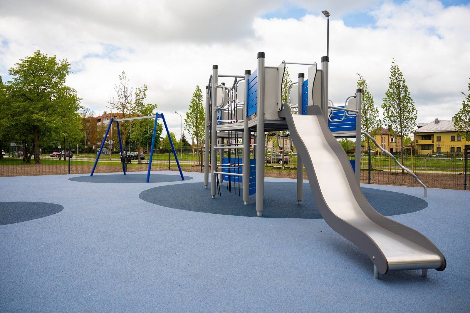New playground in Neris riverside park