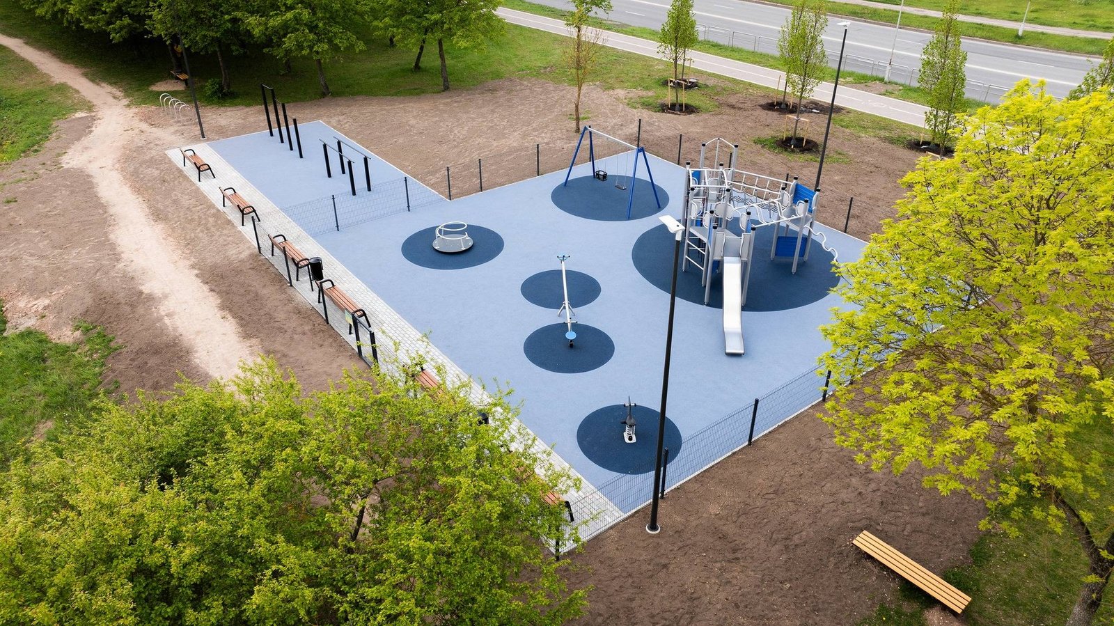 New playground in Neris riverside park