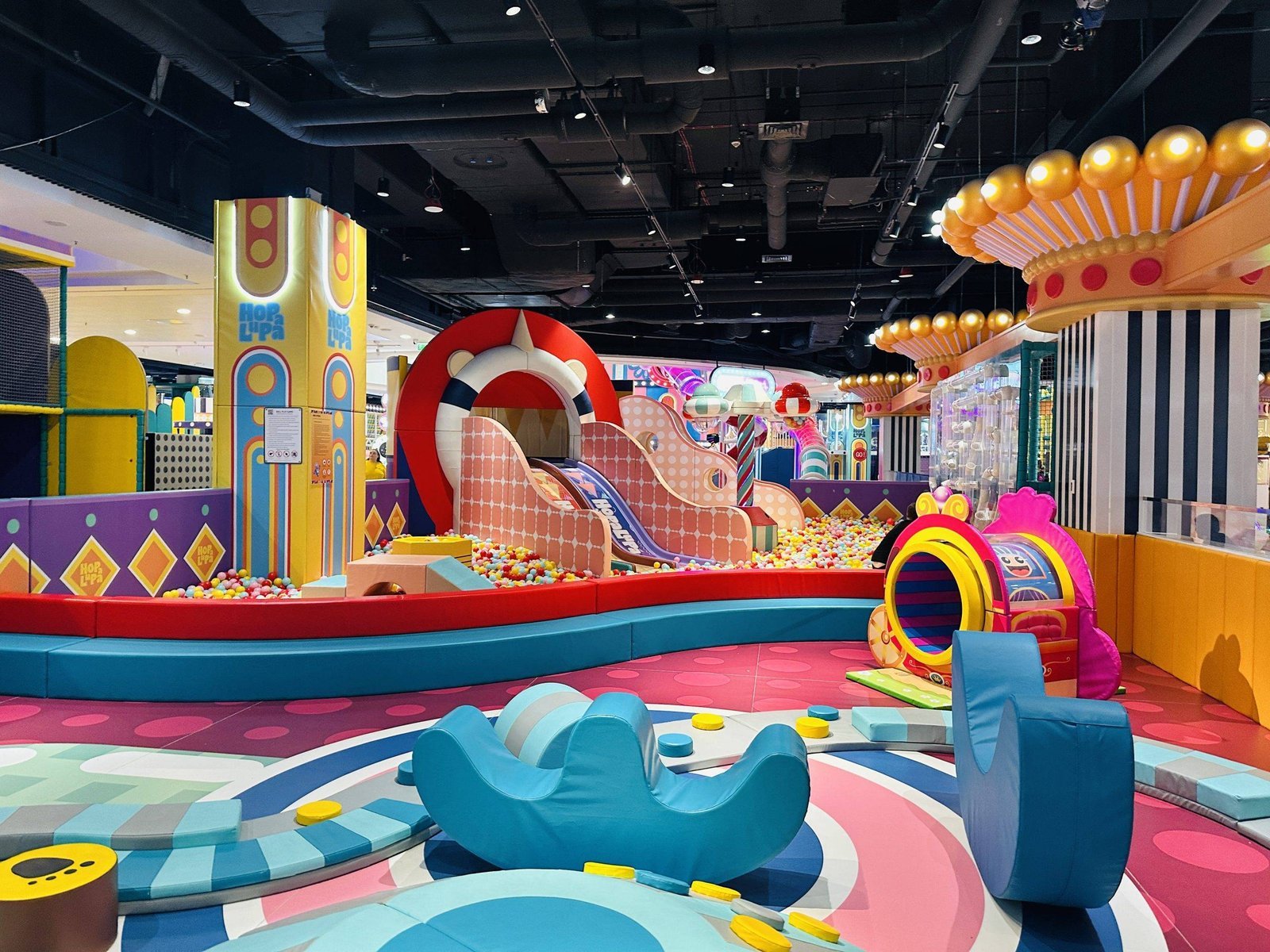 Hopa Lupa little kids zone