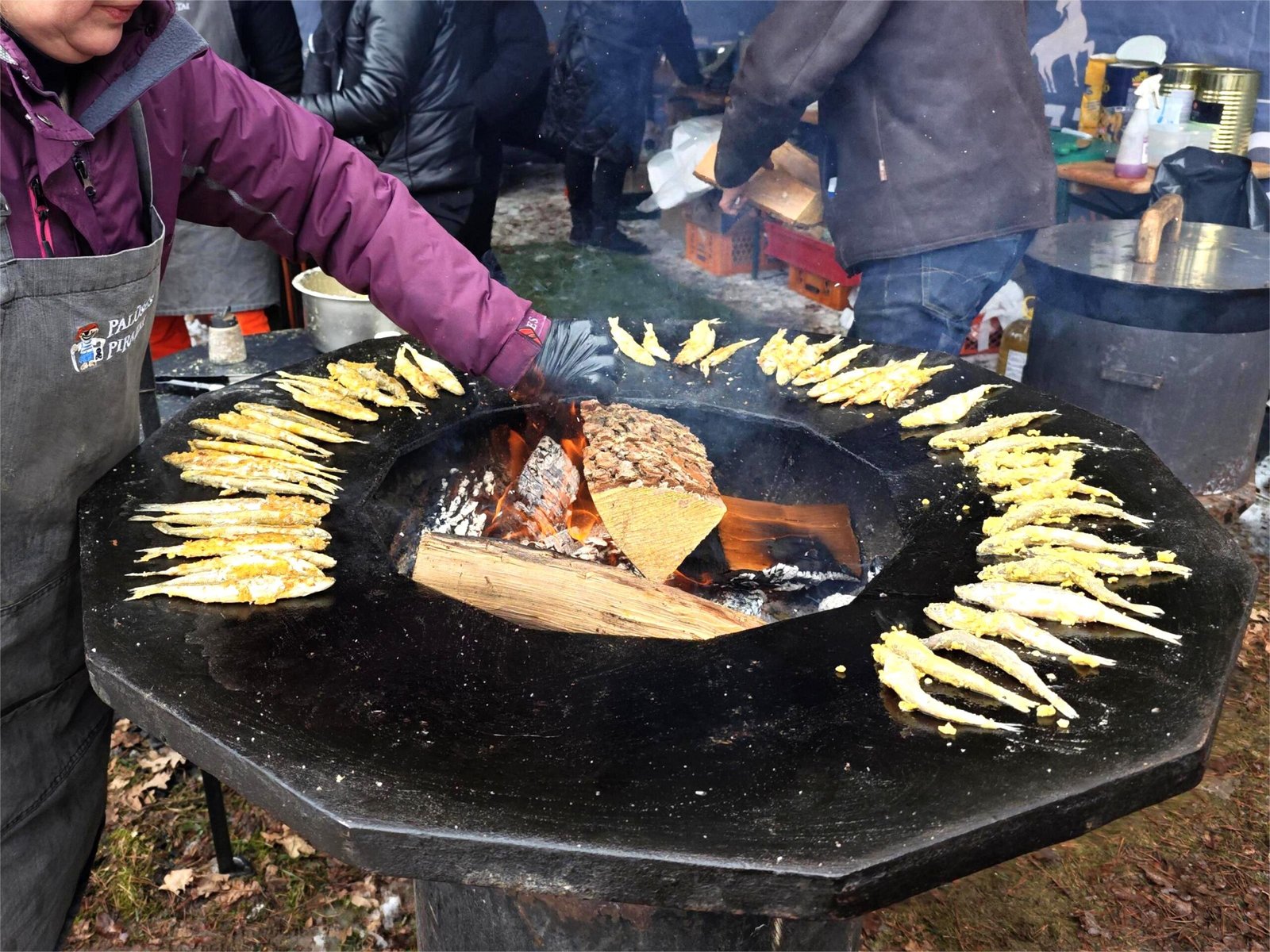 Authentic winter festival “Trauk stintelę” in Palūšė (photo by Ieva Šimkūnė)