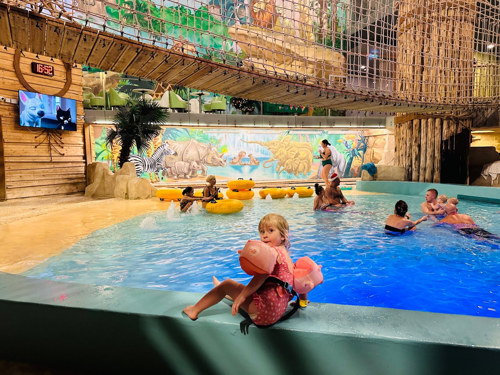 Aqua Park Druskininkai with children