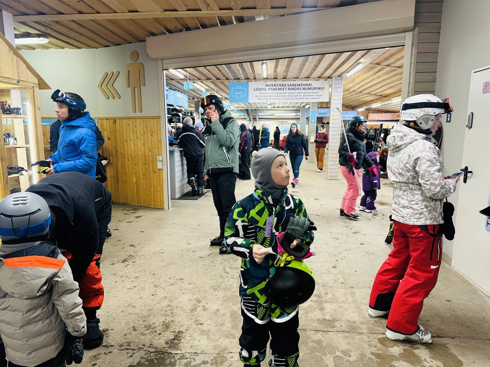 Skiing with children